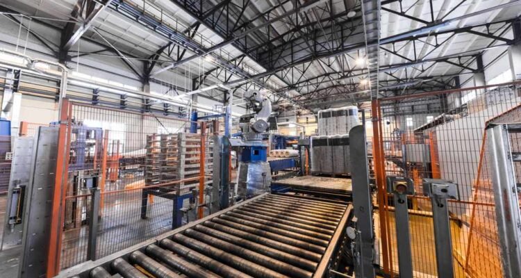 Industrial conveyor manufacturer providing automated conveyor systems for material handling